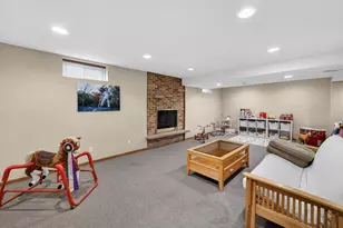 2110 Sheridan Dr, Madison, WI 53704 - Photo 36