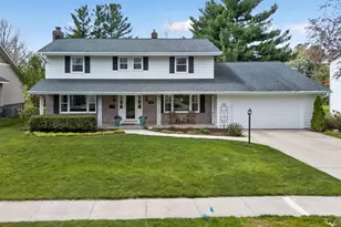 2110 Sheridan Dr, Madison, WI 53704 - Photo 1