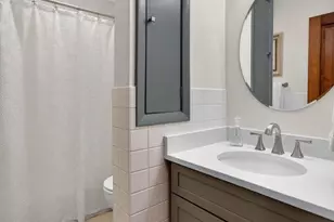 2110 Sheridan Dr, Madison, WI 53704 - Photo 20