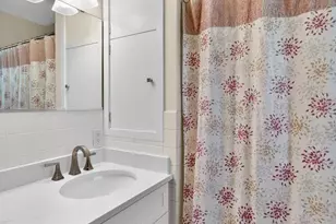 2110 Sheridan Dr, Madison, WI 53704 - Photo 28