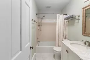 2156 Allen Blvd, Middleton, WI 53562 - Photo 10