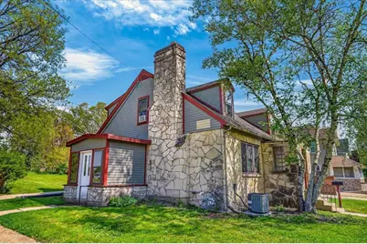 203 Whiton Street, Whitewater, WI 53190 - Photo 4