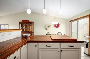 7350 Blue Maple Trail, Madison, WI 53719 - Photo 8