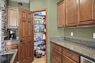 245 Stone Bridge Cir, Deerfield, WI 53531 - Photo 36