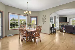 245 Stone Bridge Cir, Deerfield, WI 53531 - Photo 38