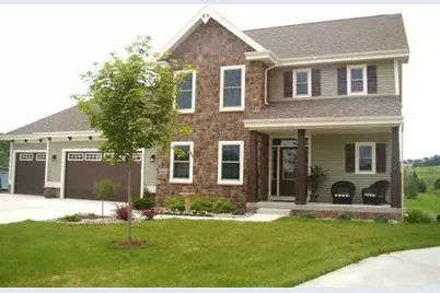 245 Stone Bridge Circle, Deerfield, WI 53531 - Photo 4