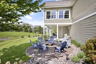 245 Stone Bridge Cir, Deerfield, WI 53531 - Photo 8