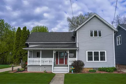 231 Campbell Street, Columbus, WI 53925 - Photo 2