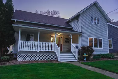 231 Campbell Street, Columbus, WI 53925 - Photo 4