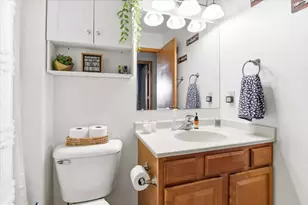 121 Madison Ave, Baraboo, WI 53913 - Photo 32
