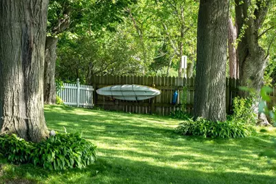 604 Lake Shore Drive, Beaver Dam, WI 53916 - Photo 6