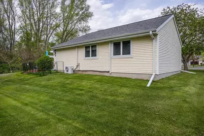 412 Lawn Street, Cambridge, WI 53523 - Photo 26