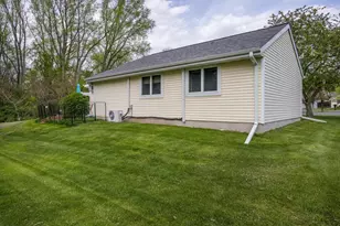 412 Lawn St, Cambridge, WI 53523 - Photo 26