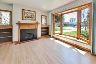 7010 Franklin Ave, Middleton, WI 53562 - Photo 6