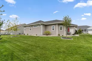 404 Bella Way, Sun Prairie, WI 53590 - Photo 70