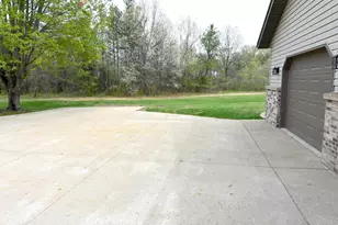 1609 Burch Cir Dr, Necedah, WI 54646 - Photo 4