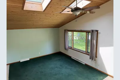 407 Silver Lake Drive, Portage, WI 53901 - Photo 4