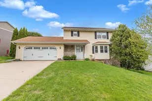 2941 Maple Run Dr, Madison, WI 53719 - Photo 1