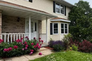 2941 Maple Run Dr, Madison, WI 53719 - Photo 6