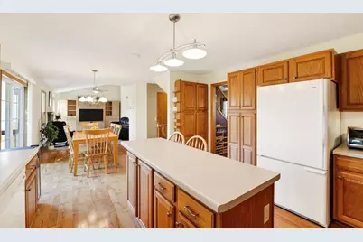8321 Dolomite Lane, Madison, WI 53719 - Photo 10