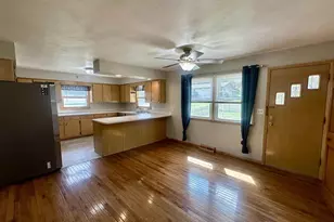 103 Moorland Dr, Markesan, WI 53946 - Photo 8