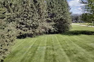 356 Sherman Ave, Markesan, WI 53946 - Photo 8
