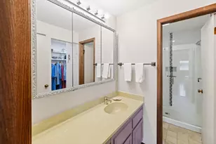 6403 Bridge Rd, Madison, WI 53713 - Photo 22