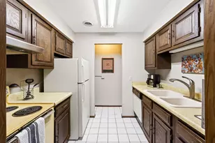 6403 Bridge Rd, Madison, WI 53713 - Photo 12
