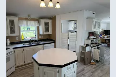 325 Center Street, Wisconsin Dells, WI 53965 - Photo 6