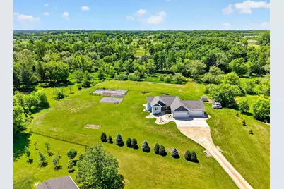 4648 Pierceville Road, Cottage Grove, WI 52527 - Photo 38