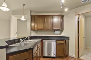 8253 Mayo Dr, Madison, WI 53719 - Photo 4
