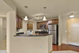 8253 Mayo Dr, Madison, WI 53719 - Photo 8