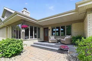 404 Sunset Ct, Marshall, WI 53559 - Photo 6