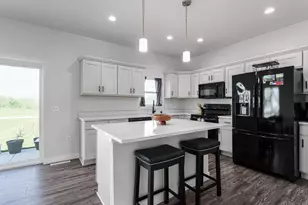1310 Brunette Downs Dr, Madison, WI 53718 - Photo 4