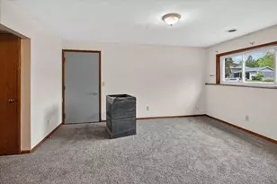2660-2658 Chesapeake Dr, Fitchburg, WI 53719 - Photo 52