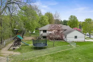 2366 Reinhardt Ct, Reedsburg, WI 53959 - Photo 6