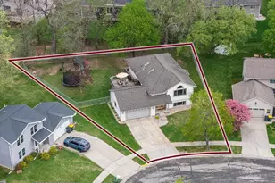 2366 Reinhardt Ct, Reedsburg, WI 53959 - Photo 4