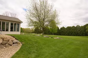 2717 Olin Way, Sun Prairie, WI 53590 - Photo 68