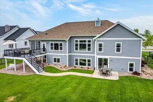2610 Genevieve Way, Waunakee, WI 53597 - Photo 4