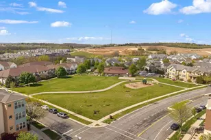 8201 Mayo Dr, Madison, WI 53719 - Photo 8