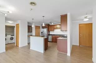8201 Mayo Dr, Madison, WI 53719 - Photo 32