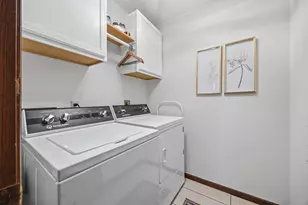 413 Park St, Cambridge, WI 53523 - Photo 32