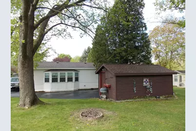 355 Skyline Drive, Edgerton, WI 53534 - Photo 2
