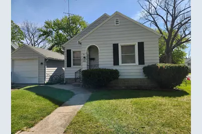 702 Ridge Street, Baraboo, WI 53913 - Photo 2