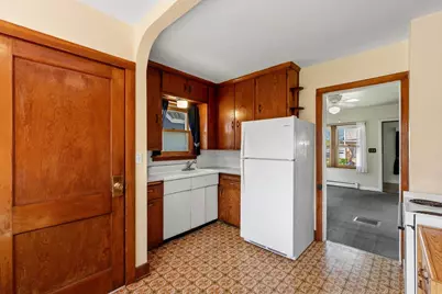 717 University Avenue, Beaver Dam, WI 53916 - Photo 6