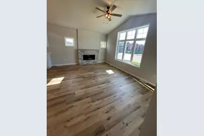 827 Vineyard Drive, Cambridge, WI 53523 - Photo 12