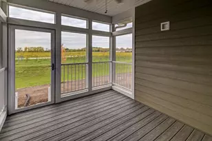 825 Vineyard Dr, Cambridge, WI 53523 - Photo 30