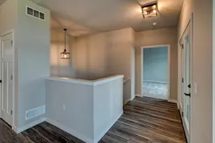 825 Vineyard Dr, Cambridge, WI 53523 - Photo 6
