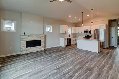 825 Vineyard Drive, Cambridge, WI 53523 - Photo 20