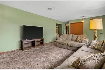 211 Prairie Avenue, Lake Mills, WI 53551 - Photo 10